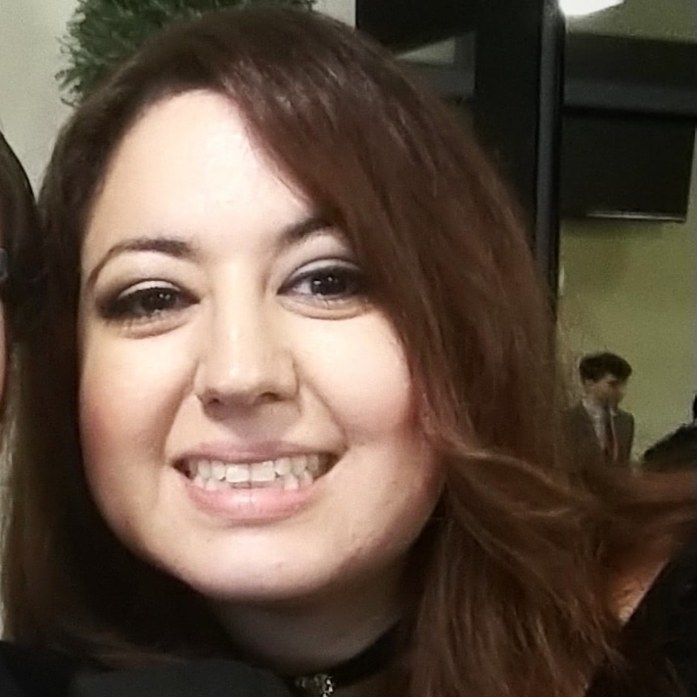 Meet your Posher, Irasema